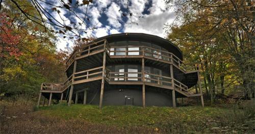 Round To It Three-bedroom Chalet