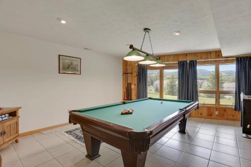 Moosie Chalet Four-bedroom Chalet