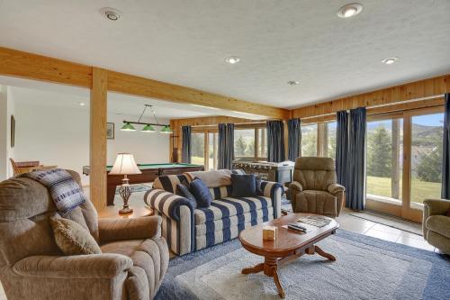 Moosie Chalet Four-bedroom Chalet