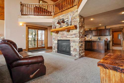 Wolverton Heights Ten-bedroom Chalet