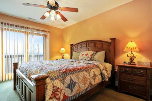 Wolverton Heights Ten-bedroom Chalet
