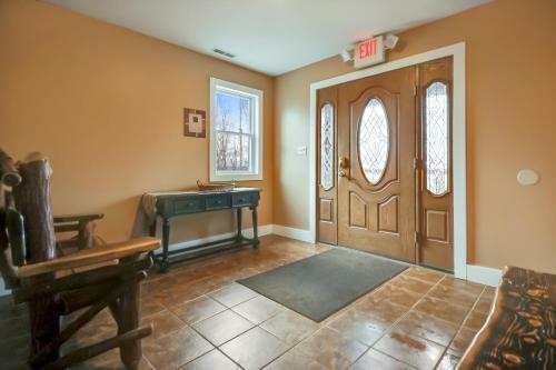 Wolverton Heights Ten-bedroom Chalet