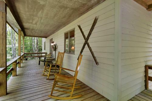 Otters Den Four-bedroom Chalet
