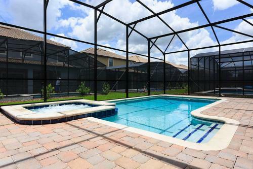 Champions Gate - Eight Bedroom Villa - Cg008
