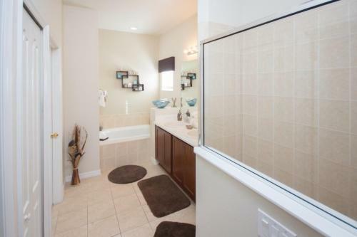 Janet's West Haven Villa - Four Bedroom Home
