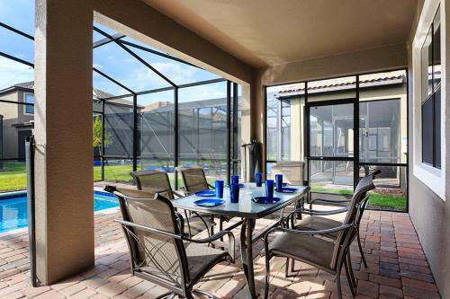 Champions Gate - Eight Bedroom Villa - Cg014