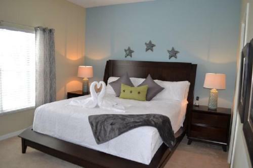 Terri's West Haven Villa - Four Bedroom Home