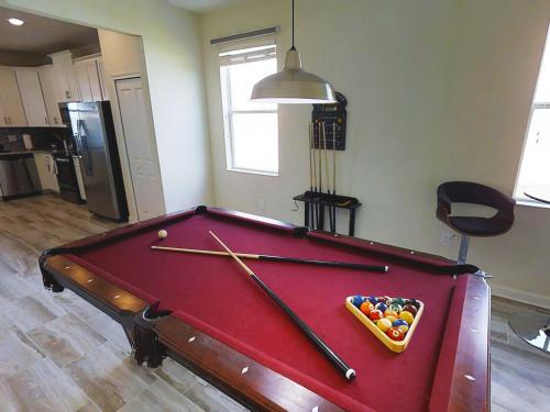 Aco Six Bedroom Home In Champions Gate (1705)