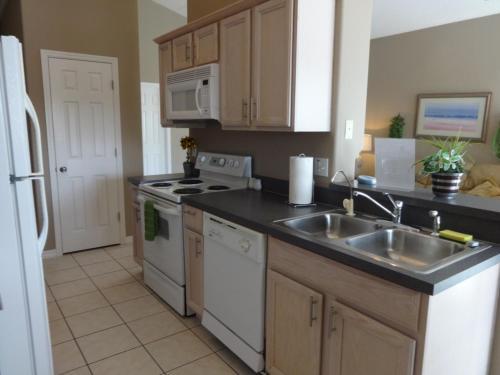 Glenbrook Four-bedroom Home 6gb