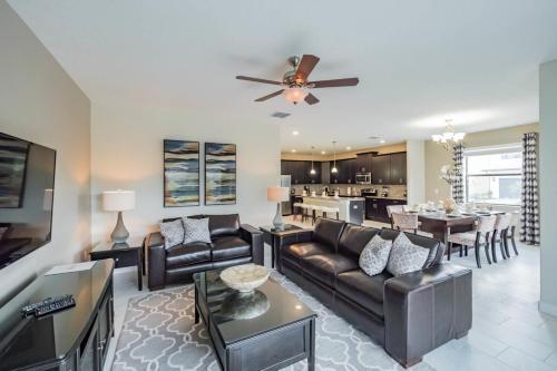 Solterra Retreat 5481