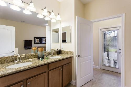 Champions Gate Villa Cg012