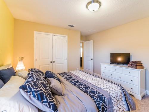 Oakbourne Fiesta 5348