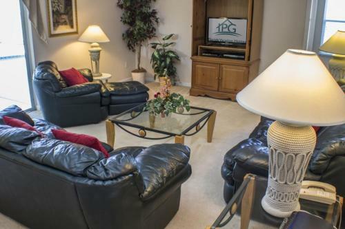 Brigitte's Highlands Reserve Villa - Five Bedroom Home