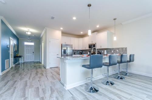 701 Sandy Ridge Dr Villa 9036hs