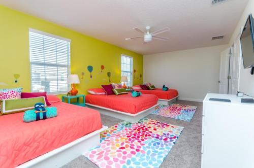 701 Sandy Ridge Dr Villa 9036hs