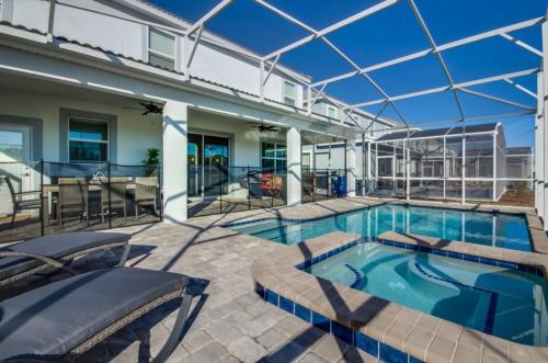 701 Sandy Ridge Dr Villa 9036hs