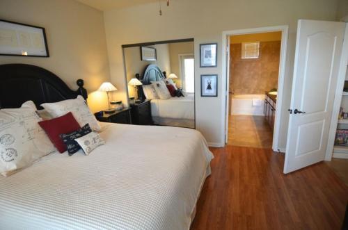 Charo 431 906 Apartment