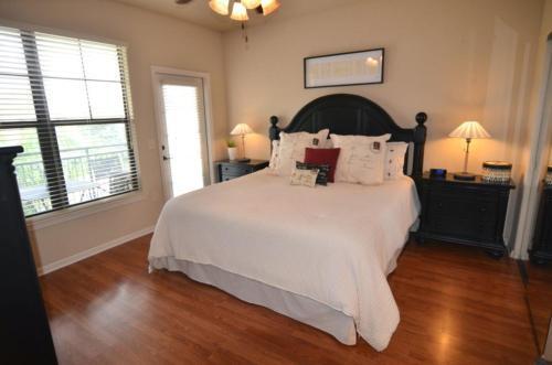 Charo 431 906 Apartment