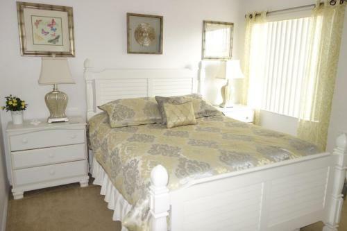 Marianne's Highlands Reserve Villa - Five Bedroom Home