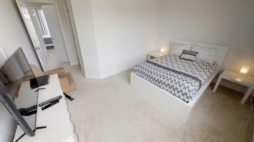 Aco Family - 3 Bd With Pool (1712)