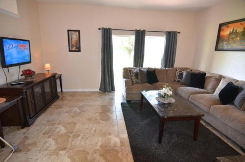 La Mirage Apartment 745