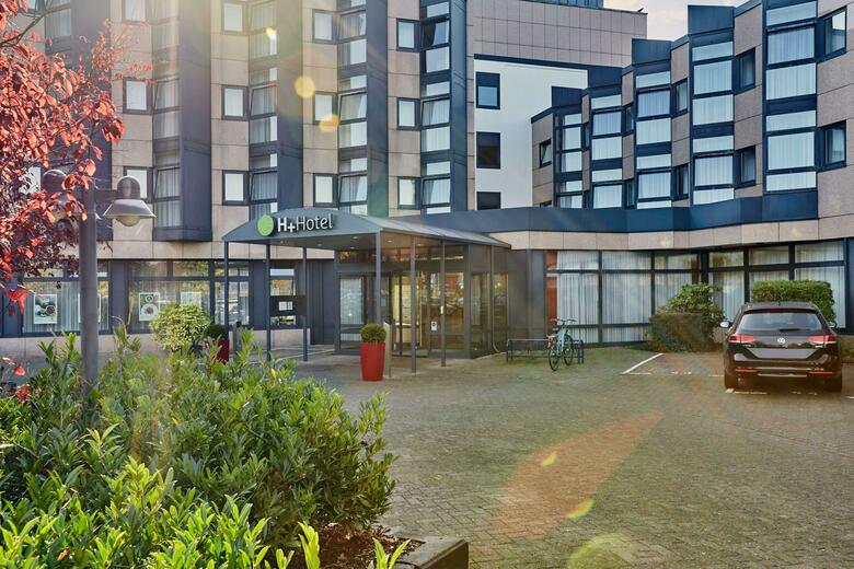 Hotel Ramada Bruhl