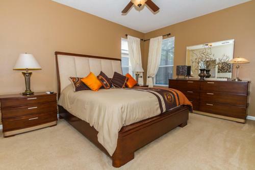 Orange Cosmos Villa 1028ocb