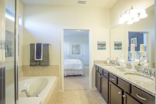 Villa Windsor At Westside Resort 8882ml