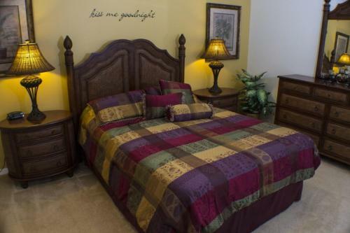 Mickey Magic Retreat - Four Bedroom Home