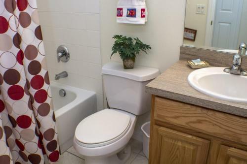 Mickey Magic Retreat - Four Bedroom Home