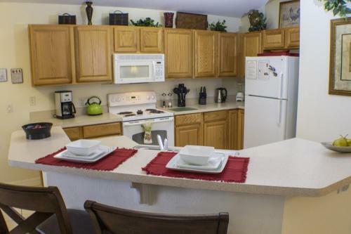 Mickey Magic Retreat - Four Bedroom Home