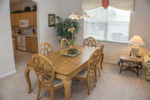 Frank's Highland Reserve Villa - Five Bedroom Home