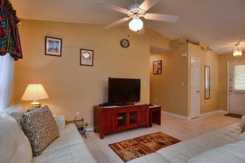 Villa Greater Groves - 3205 Holiday Home