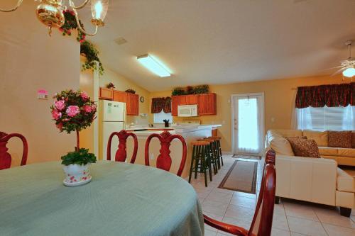 Villa Greater Groves - 3205 Holiday Home