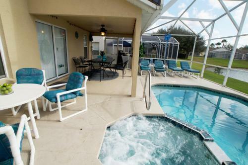 Lakeside Villa Bloomingdale