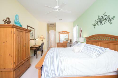 Lyn's Highlands Reserve Villa - Five Bedroom Home