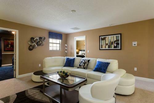 Champions Gate - Eight Bedroom Home - Cg016