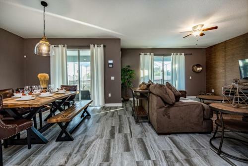 1626 Moon Valley Drive Villa 1626mvd