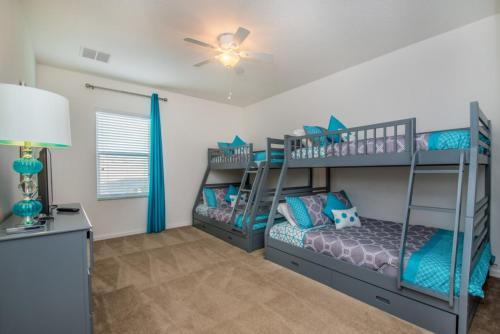 6 Bedroom, 5 Bath Vacation 4164od Villa
