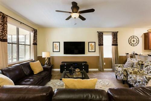 Champions Gate - Eight Bedroom Villa - Cg015