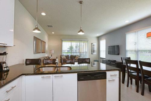 Serenity Resort Gold - 3105 Holiday Home
