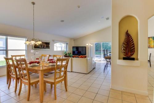 Sundrop Villa
