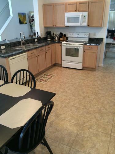 Summer Breeze Villa - Disney Vacation Home