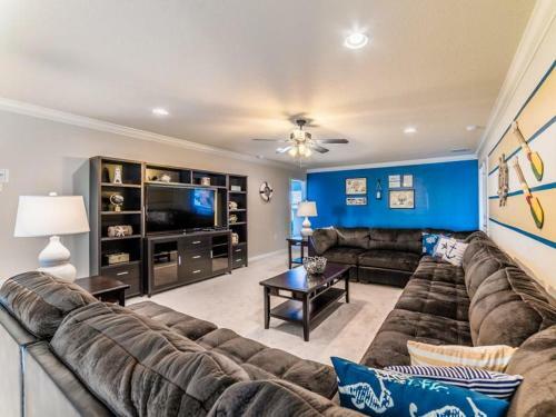 Villa Windsor At Westside Platinum - 800 Holiday Home