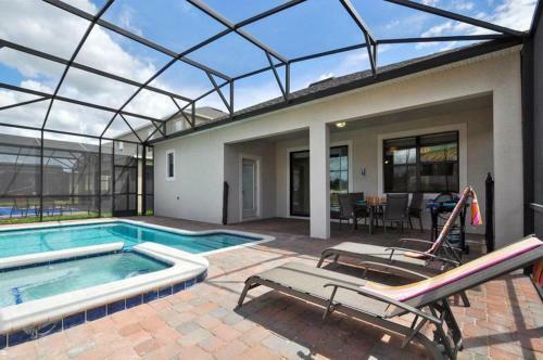 Victoria Drive Holiday Home At Providence
