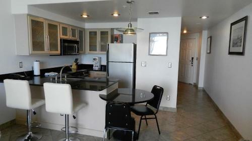 Ocean Walk Resort 1909