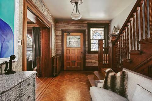 Henry Lee House