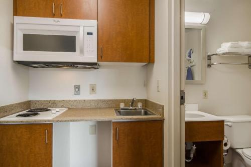 Aparthotel Hometowne Studios Denver - Glendale/ Cherry Creek