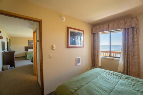 Surf Rider House 3139