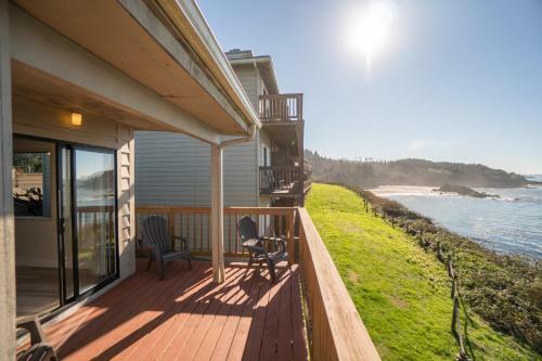 Surf Rider House 3139
